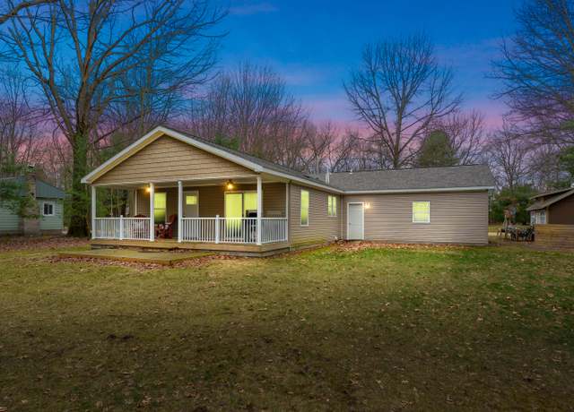 Property at 08311 West Shore Dr, Grand Junction, MI 49056, 2 beds, 2 baths