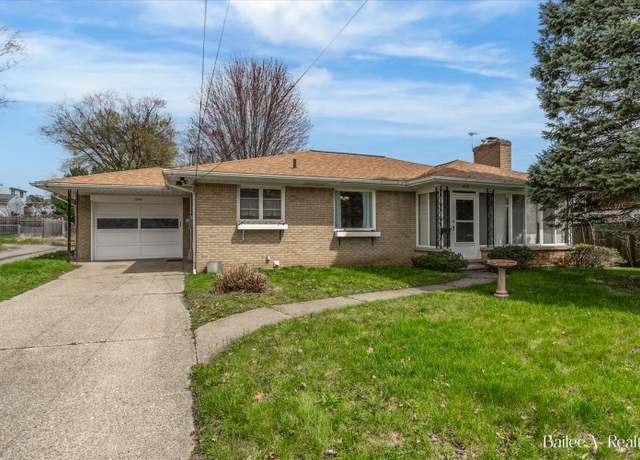 Property at 1243 Myrtle St NW, Grand Rapids, MI 49504, 2 beds, 1 bath