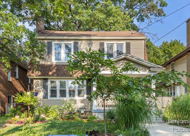 Property at 1121 Benjamin Ave SE, Grand Rapids, MI 49506, 4 beds, 1.5 baths