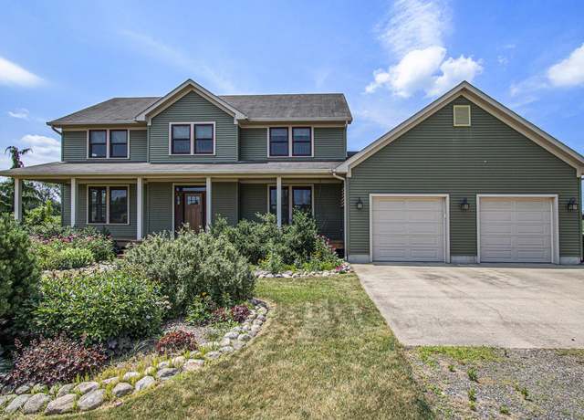 Property at 2160 Portage Rd, Niles, MI 49120, 3 beds, 2.5 baths