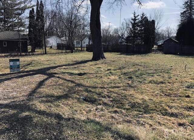 Property at 1111 W Mclean Ave Ave, Flint, MI 48507