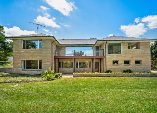 Property at 3017 Niles Buchanan Rd, Buchanan, MI 49107, 3 beds, 2.5 baths
