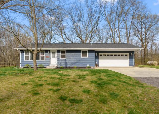 Property at 53572 Pulver Rd, Three Rivers, MI 49093, 4 beds, 2 baths