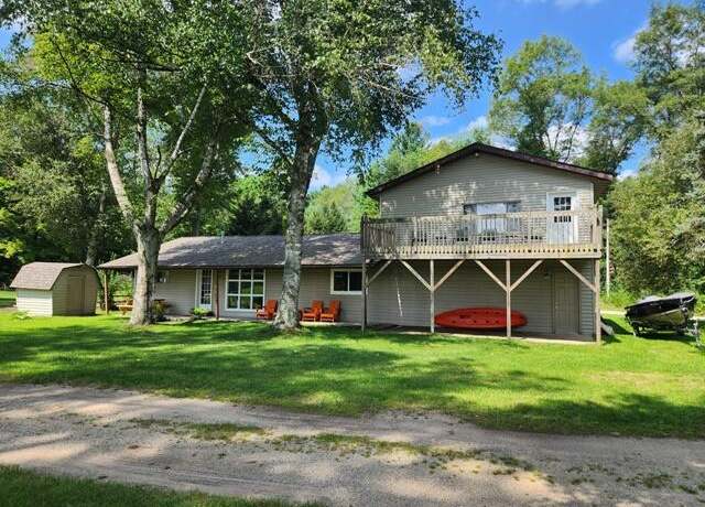 Property at 981 N Jay Ln, Baldwin, MI 49304, 4 beds, 2.5 baths