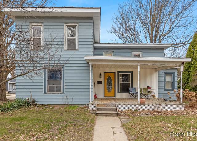 Property at 134 W Lincoln Ave, Ionia, MI 48846, 3 beds, 2 baths