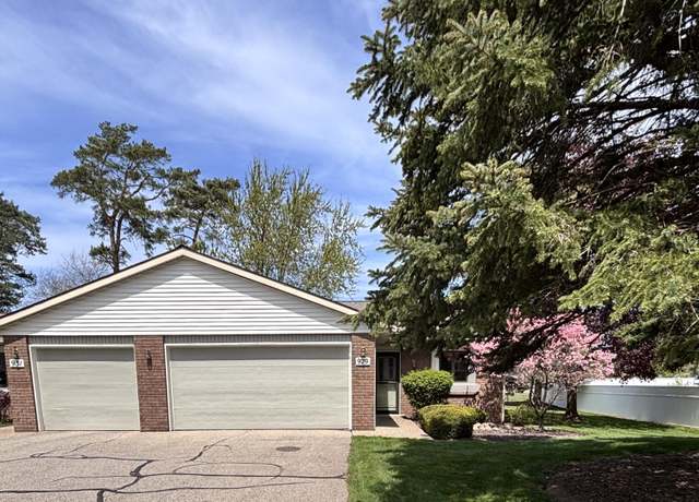 Property at 929 Laketown Dr, Holland, MI 49423, 2 beds, 2 baths