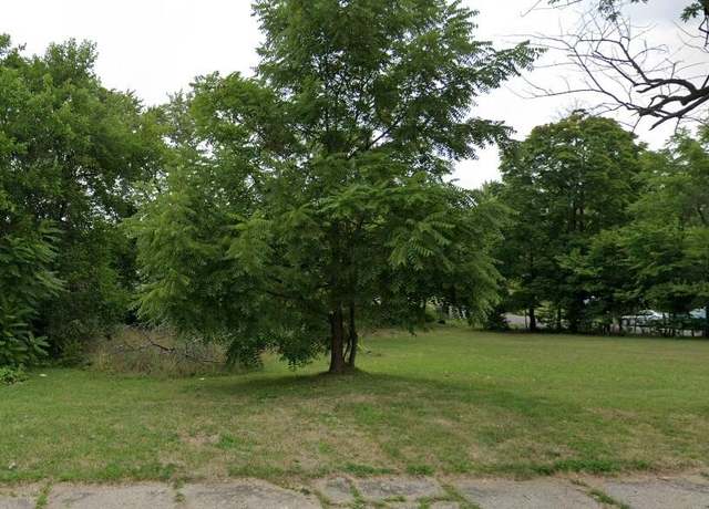 Property at 59 Bellevue St, Pontiac, MI 48342