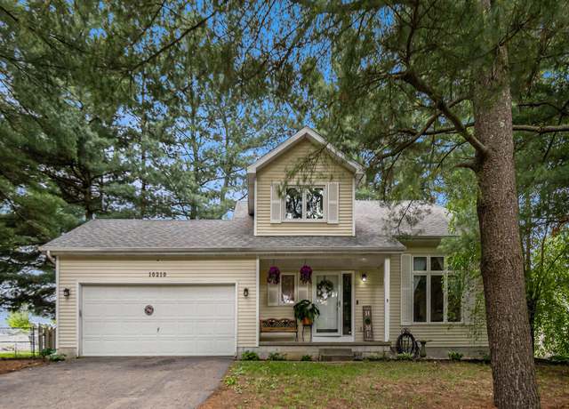 Property at 10210 Mizzen Ln, Pleasant Lake, MI 49272, 3 beds, 2.5 baths