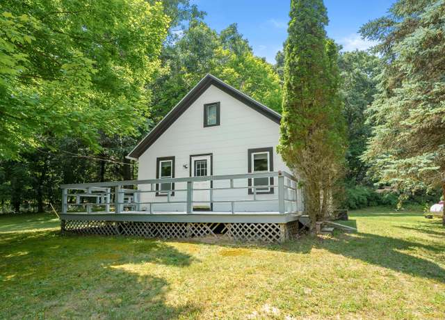 Property at 7615 N Sprinkle Rd, Kalamazoo, MI 49004, 2 beds, 2 baths