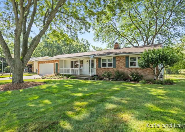 Property at 4432 Cloverleaf Dr SE, Grand Rapids, MI 49546, 4 beds, 1.5 baths