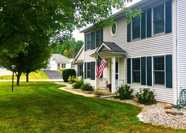 Property at 2329 Woodridge Dr Dr, Adrian, MI 49221, 4 beds, 2.5 baths
