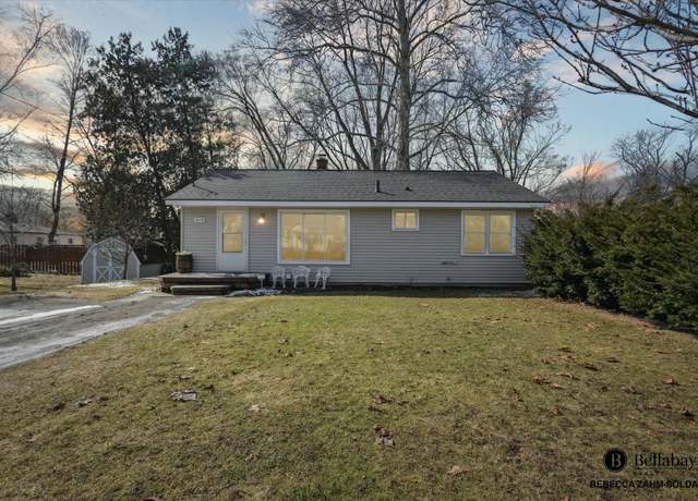 Property at 4119 Imogene Ave NE, Comstock Park, MI 49321, 3 beds, 1 bath