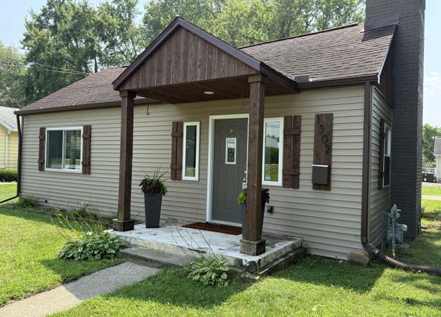 Property at 1302 Barnes St, Albion, MI 49224, 3 beds, 2 baths