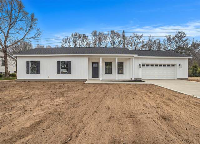 Property at 3574 Valley View Dr, Muskegon, MI 49444, 3 beds, 2 baths