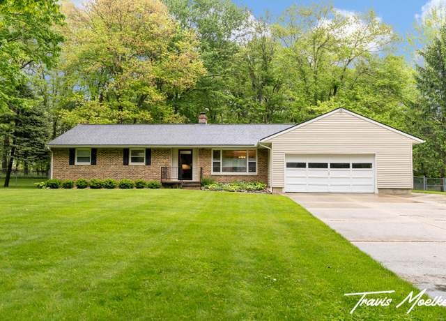 Property at 10830 14th Ave NW, Grand Rapids, MI 49534, 3 beds, 2 baths