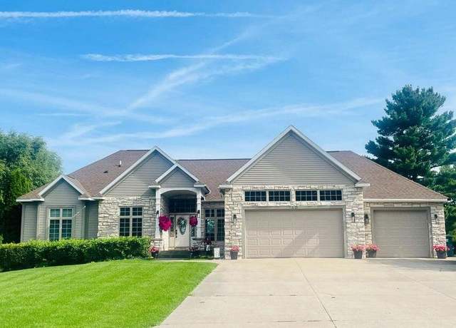 Property at 740 Bridgeview Bay Dr, Norton Shores, MI 49441, 4 beds, 3.5 baths