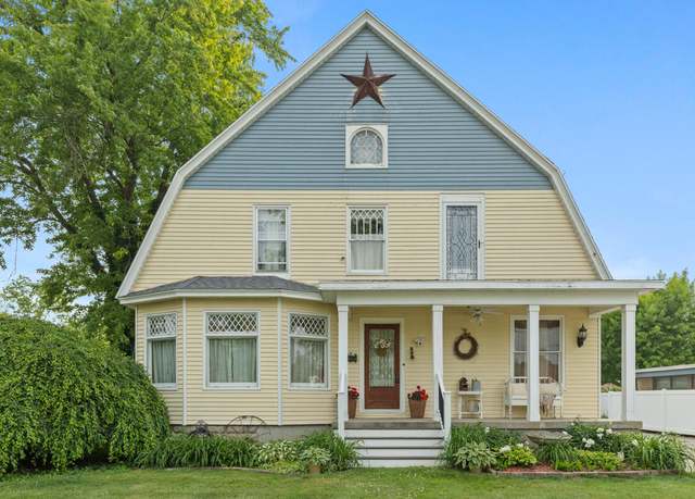 Property at 3155 24th Ave, Hudsonville, MI 49426, 4 beds, 2 baths
