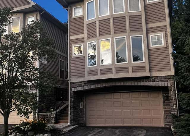Property at 217 Old Creek Dr, Saline, MI 48176, 3 beds, 2.5 baths