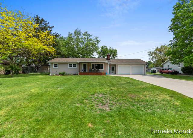 Property at 6538 Oakland Dr, Jenison, MI 49428, 3 beds, 1.5 baths