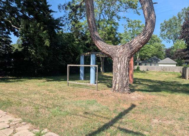 Property at 313 S Willard St, New Buffalo, MI 49117