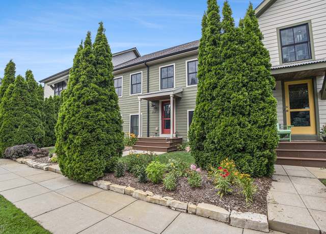 Property at 2137 New Town Dr NE, Grand Rapids, MI 49525, 2 beds, 2 baths