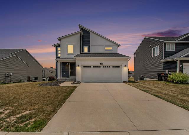 Property at 7945 Greendale Dr SE, Byron Center, MI 49315, 3 beds, 3 baths