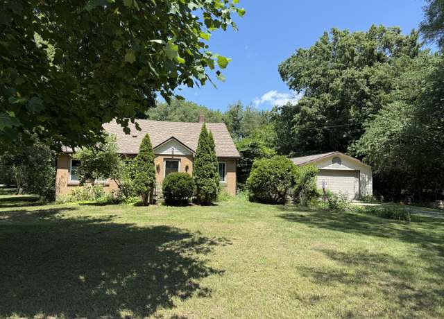 Property at 1085 2nd Division St, Plainwell, MI 49080, 3 beds, 1 bath