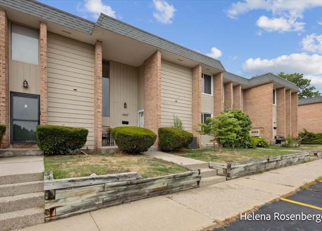 Property at 1447 N Saxony Dr SE, Grand Rapids, MI 49508, 3 beds, 1.5 baths