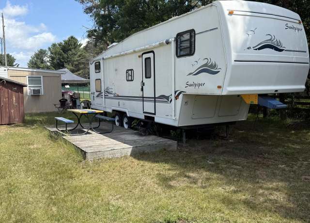 Property at 8439 Manitoba St, Stanwood, MI 49346