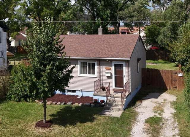 Property at 533 Maus Ave, Ypsilanti, MI 48197, 2 beds, 1.5 baths