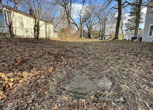 Property at 544 Woodlawn St SE, Grand Rapids, MI 49507
