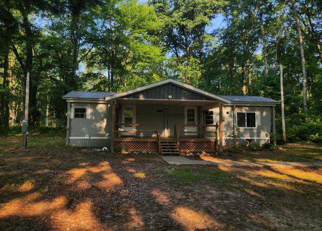 Property at 5153 Syers Dr, Luther, MI 49656, 2 beds, 1 bath
