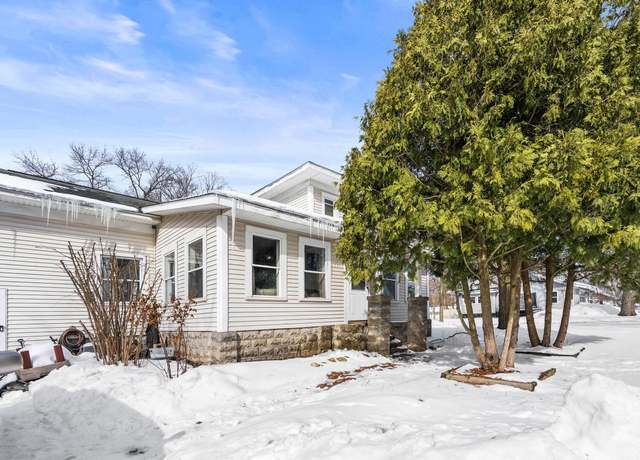 Property at 202 Vine St, Gobles, MI 49055, 5 beds, 2 baths