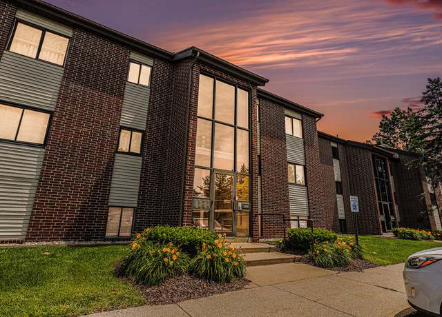 Property at 3358 B Devonwood Hls NE Unit B, Grand Rapids, MI 49525, 2 beds, 2 baths