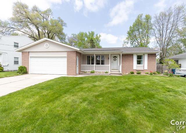 Property at 3945 41st St SW, Grandville, MI 49418, 4 beds, 2.5 baths