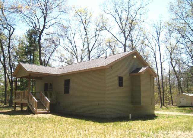 Property at 4163 Skeels Rd, Montague, MI 49437, 4 beds, 2 baths
