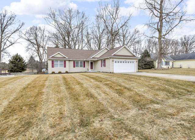 Property at 3338 Harben St, Jackson, MI 49203, 4 beds, 3 baths