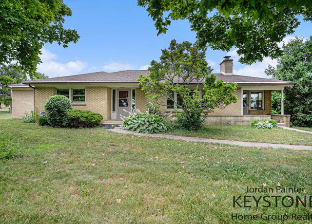 Property at 15486 8th Ave, Marne, MI 49435, 3 beds, 2 baths