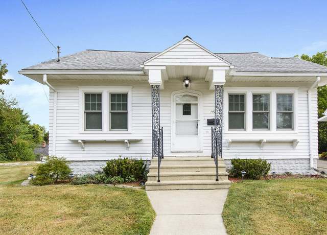 Property at 148 Walcott Ave, Jackson, MI 49203, 3 beds, 1 bath