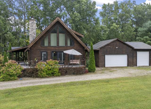 Property at 1115 Derby Ln, Howell, MI 48843, 3 beds, 2 baths