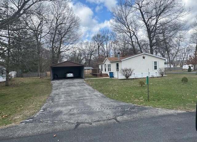 Property at 24924 E Point Dr, Mattawan, MI 49071, 3 beds, 2 baths