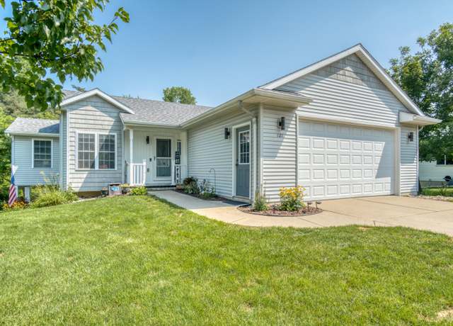 Property at 121 W Calgary Dr, Hastings, MI 49058, 4 beds, 2 baths