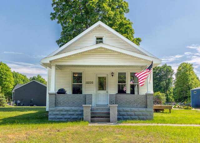 Property at 15230 Lincoln St, Grand Haven, MI 49417, 3 beds, 1 bath