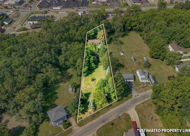 Property at 32 Mcclellan St, Hillsdale, MI 49242
