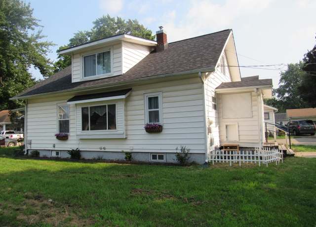 Property at 416 Sturgis St, Sturgis, MI 49091, 4 beds, 1 bath