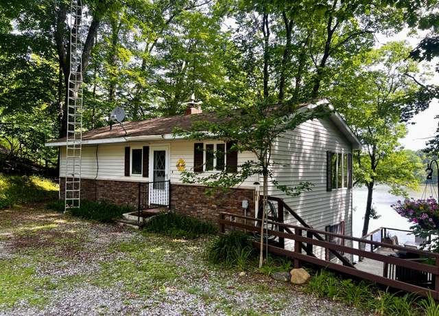 Property at 6302 E Interlochen Rd, Fountain, MI 49410, 2 beds, 2 baths