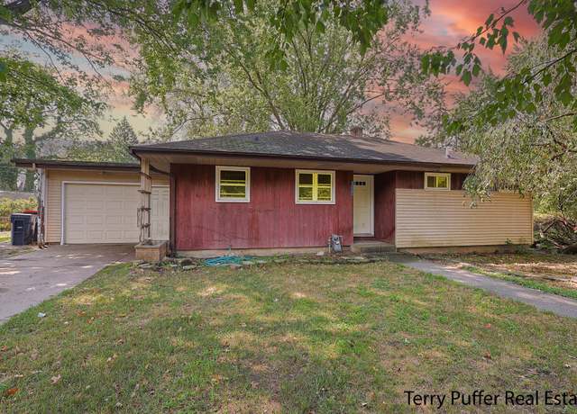 Property at 172 E 25th St, Holland, MI 49423, 2 beds, 2 baths
