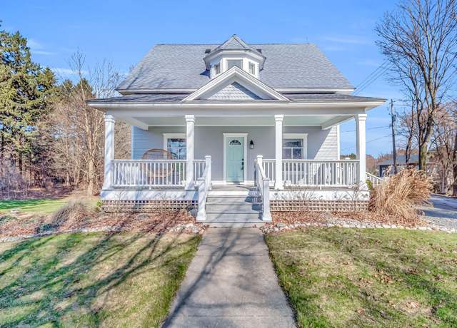 Property at 1856 N 56th Ave, Mears, MI 49436, 3 beds, 2.5 baths