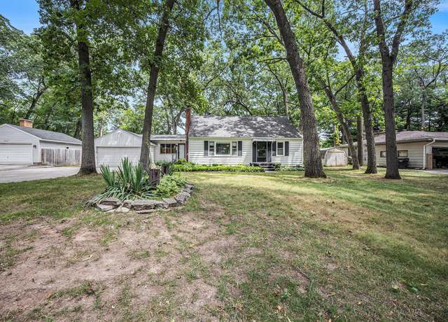Property at 3654 Groveland Ave SW, Wyoming, MI 49519, 3 beds, 1.5 baths