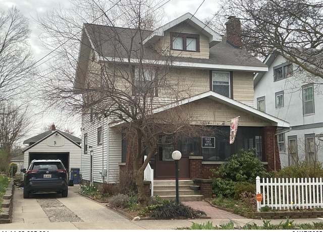 Property at 1014 Watkins St SE, Grand Rapids, MI 49507, 3 beds, 2 baths